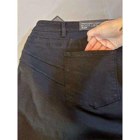 Avenue‎ Women's Petites Black Bootcut Denim Pants 32 NWT - Picture 8 of 13